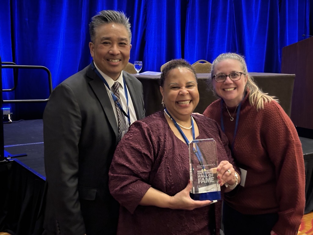Dean de Castro with Antwinett Lee and Heather Bissmeyer at WSNA WA Hall of Fame induction ceremony